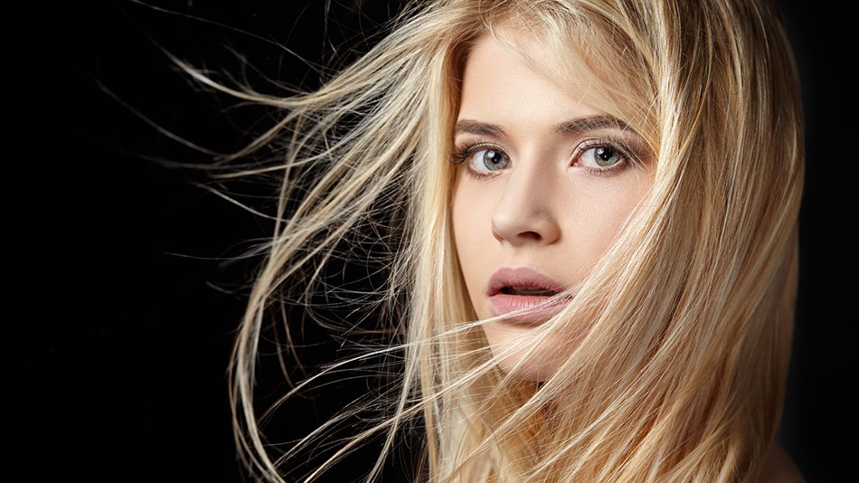 bezowy blond
