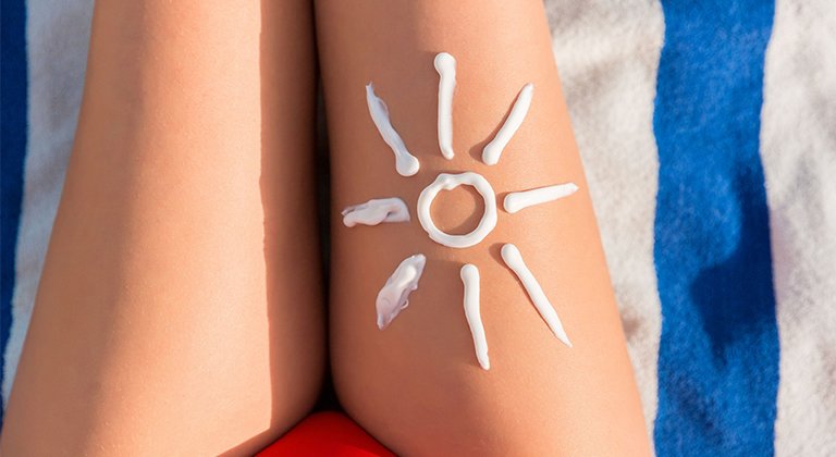 jak uniknąć przebarwień i plam po opalaniu