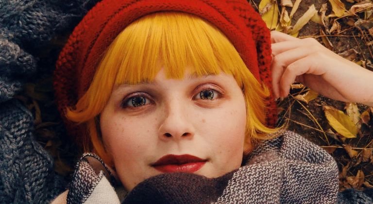 Włosy niskoporowate – pielęgnacja