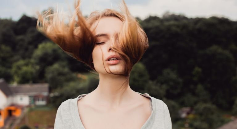 Włosy wysokoporowate – pielęgnacja