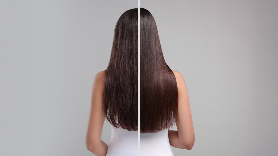 Kobieta stojąca od tyłu, pokazująca włosy przed i po użyciu odżywki