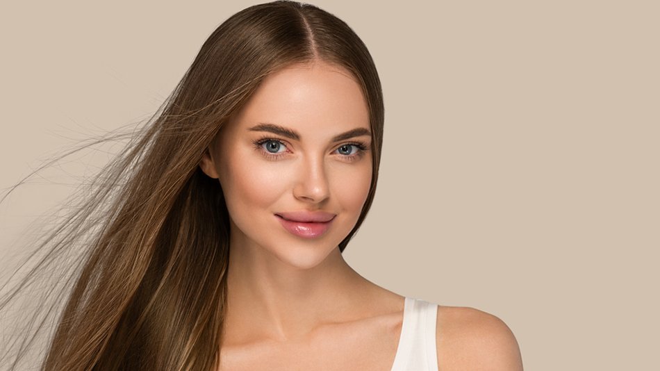 Gładkie, zdrowo wyglądające włosy po olejowaniu