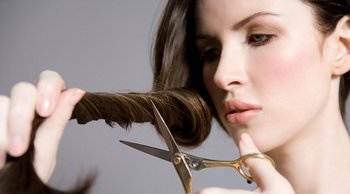 Sposoby na elektryzujące się włosy