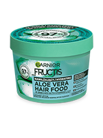 Turkusowy słoik Garnier Fructis Aloe Vera Hair Food, etykieta z przodu, na białym tle