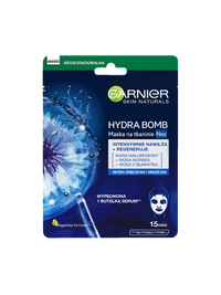 Reklama maski Garnier Hydra Bomb na noc na niebieskim tle z kwiatem, rozpryskiem wody i pipetą