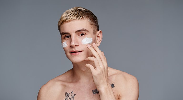 męska skóra twarzy