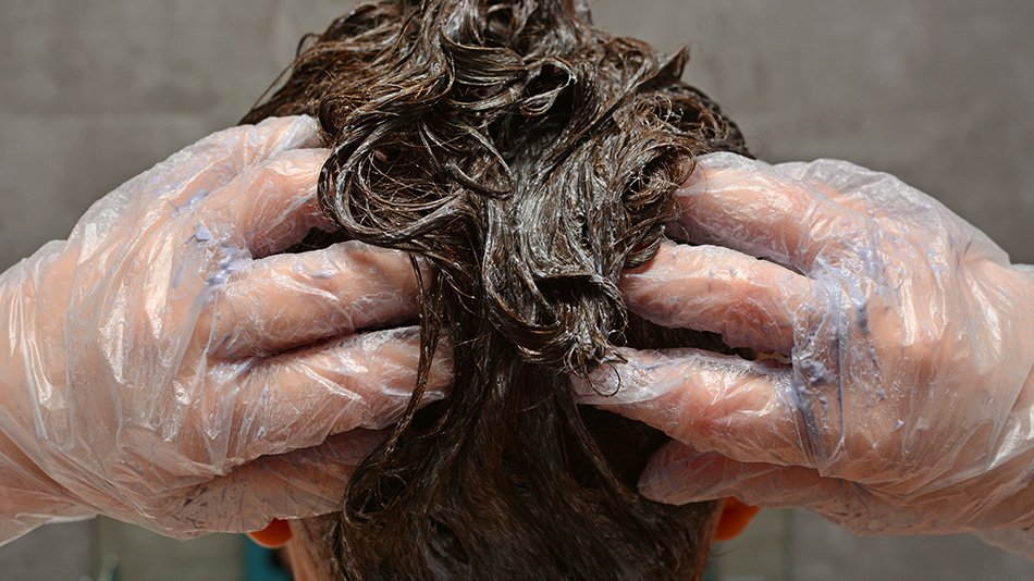 Czym jest szampon koloryzujący?